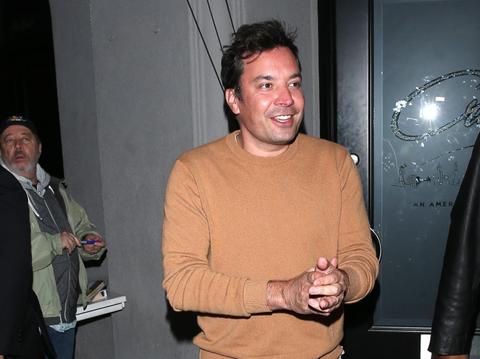 donald trump dubs late night tv hosts true losers shows return after strike