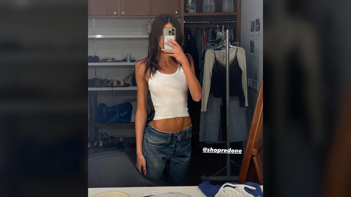 Image of Kaia Gerber flashed her nipples in a tank top.