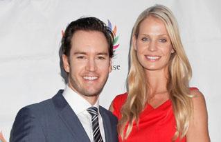 Mark paul gosselaar catronia mcginn teaser_319x206.jpg