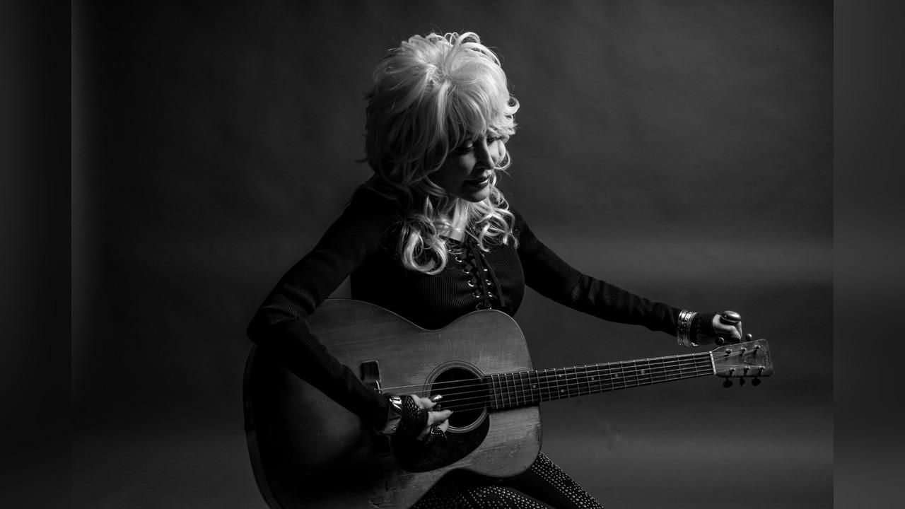 Image of Dolly Parton was often on the road and busy with her career during her nearly 60-year marriage. 