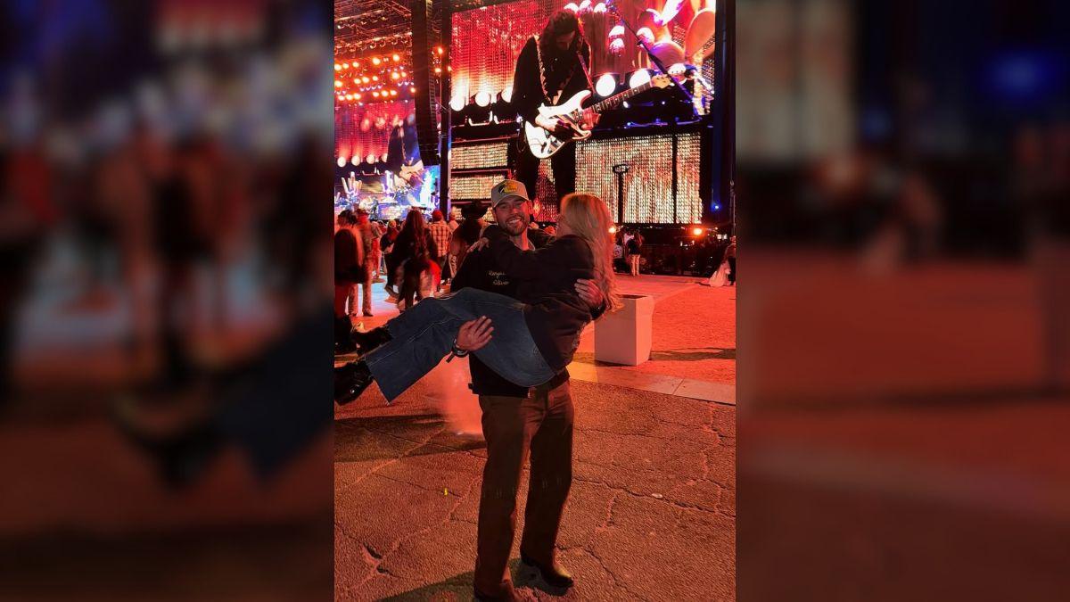 Photo of Sydney Sweeney and Scooter Braun reportedly started dating in September 2025. 