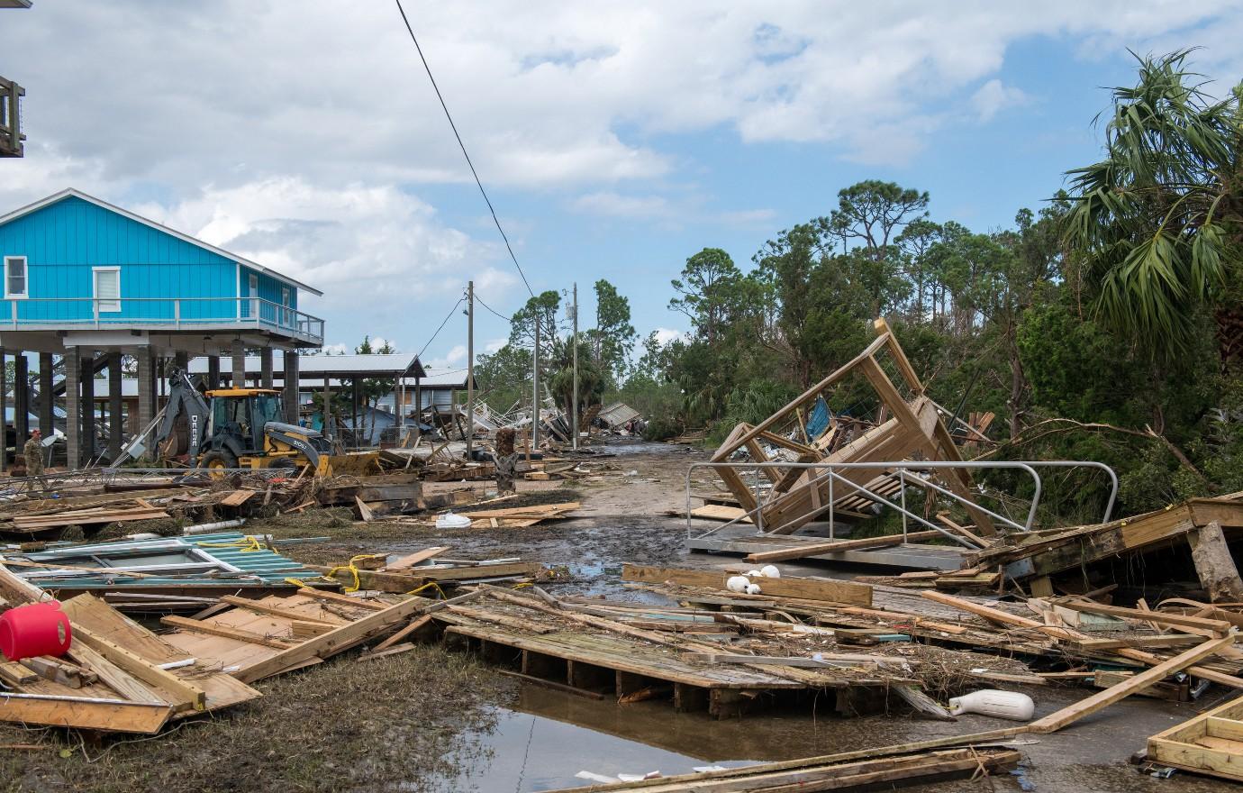 donald trump backlash false claims nobody thought hurricane would hit