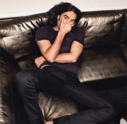 2011__03__Russell_Brand_March23newsnea 256×300.jpg