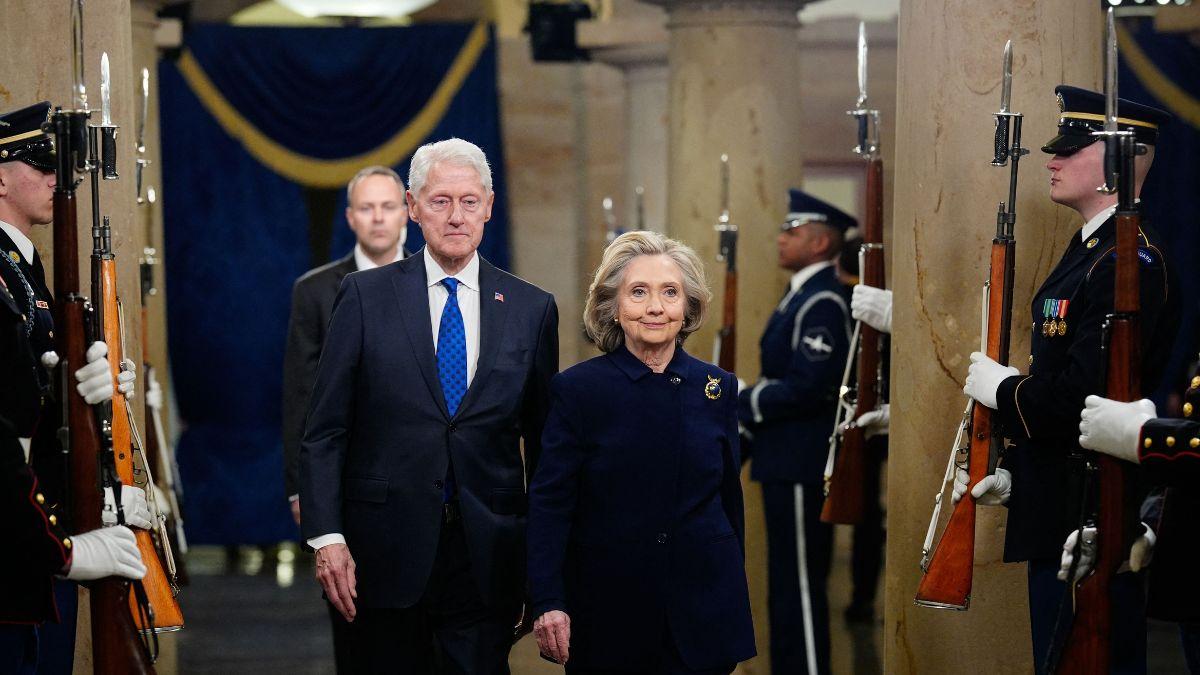 Image of Neither of the Clintons said they were aware of Jeffrey Epstein's criminal activities.
