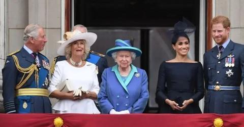 image of royal family
