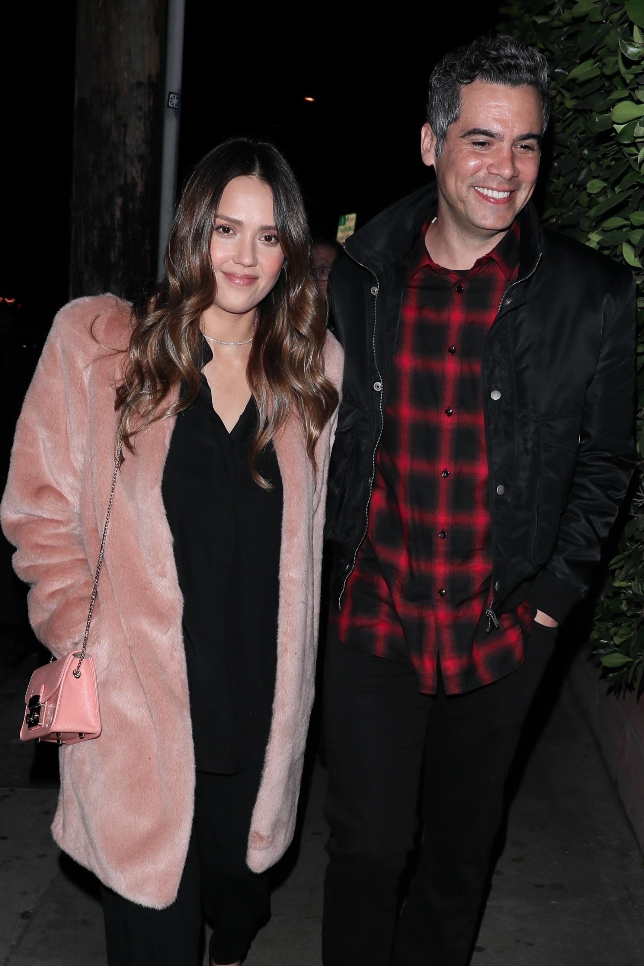 Jessica Alba and Cash Warren spend Valentine&#8217;s Day at Giorgio Baldi on a dinner date