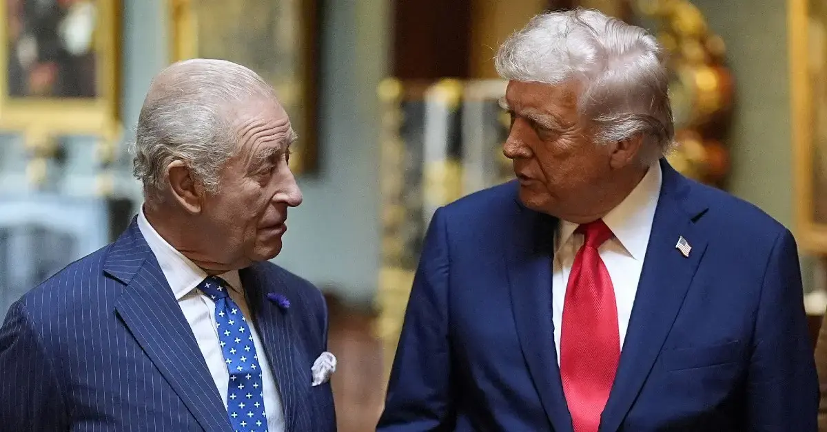 image of Donald Trump allegedly betrayed King Charles. 