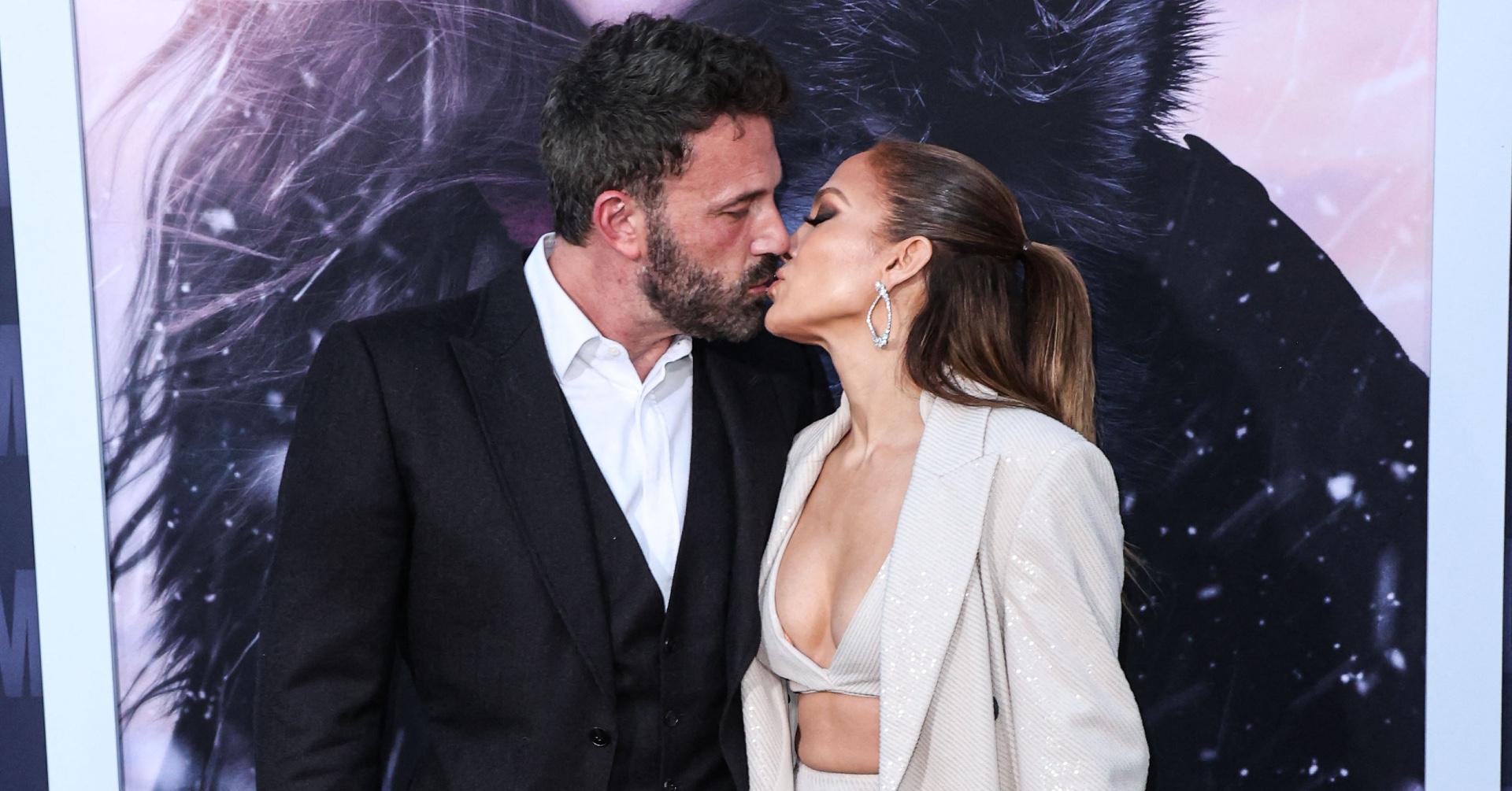 Jennifer Lopez and Ben Affleck Share A Kiss At Mother Premiere Photos image