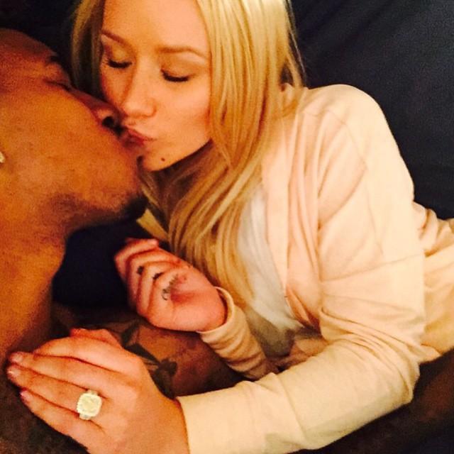 Iggy azalea wedding plans twitter4