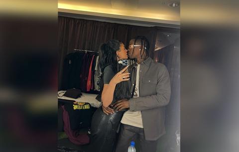 kylie jenner baby blues postpartum mental struggles kardashians