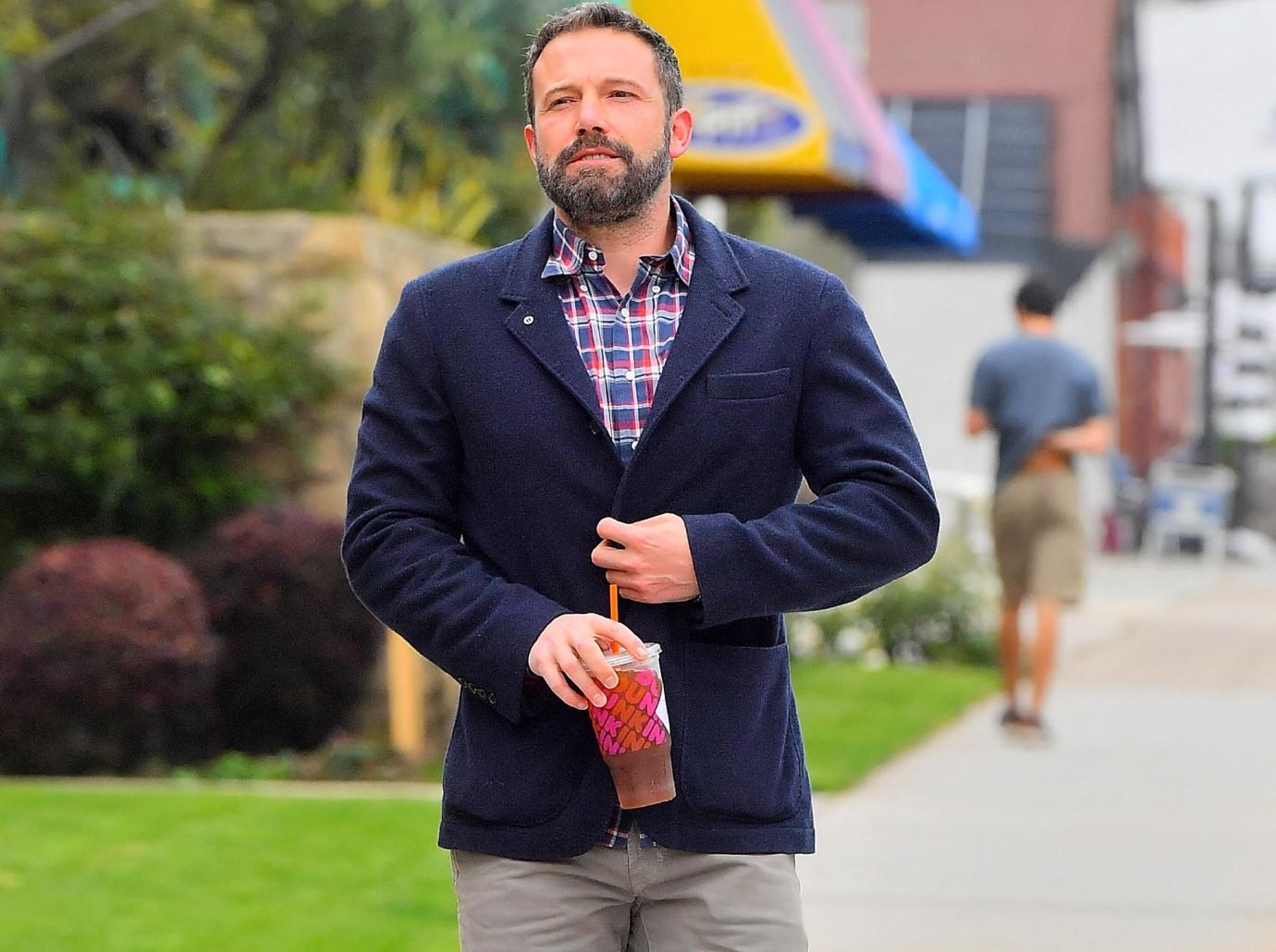 ben affleck dunkin donuts viral clumsy  commercial