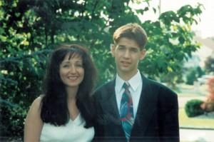 2010__07__The_Situation_Mom_July21_news 300×199.jpg