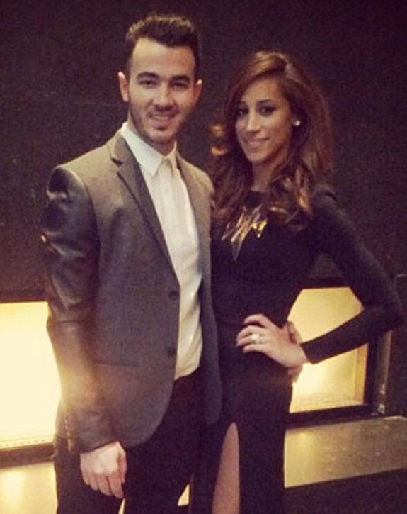 //ok_ kevin danielle jonas