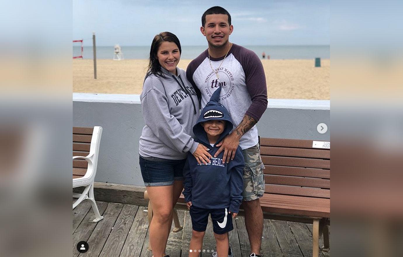 javi-marroquin-engaged-lauren-comeau-ring-details-photos