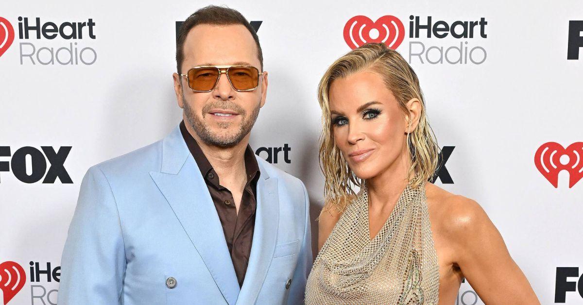 Photo of Jenny McCarthy admitted she struggled with Donnie Wahlberg's snoring.