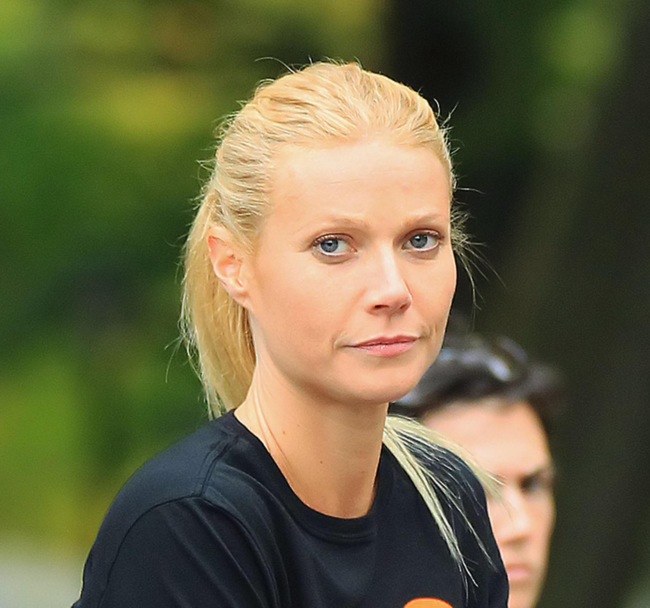 Gwyneth Paltrow takes a run on the set of &#039;One Shot&#039; in NYC