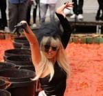 2011__03__Lady_Gaga_Jan13 150×139.jpg