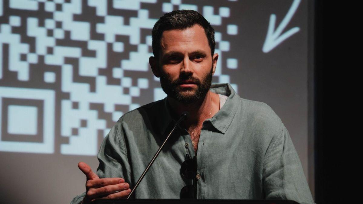image of Penn Badgley spoke at the NYC event.