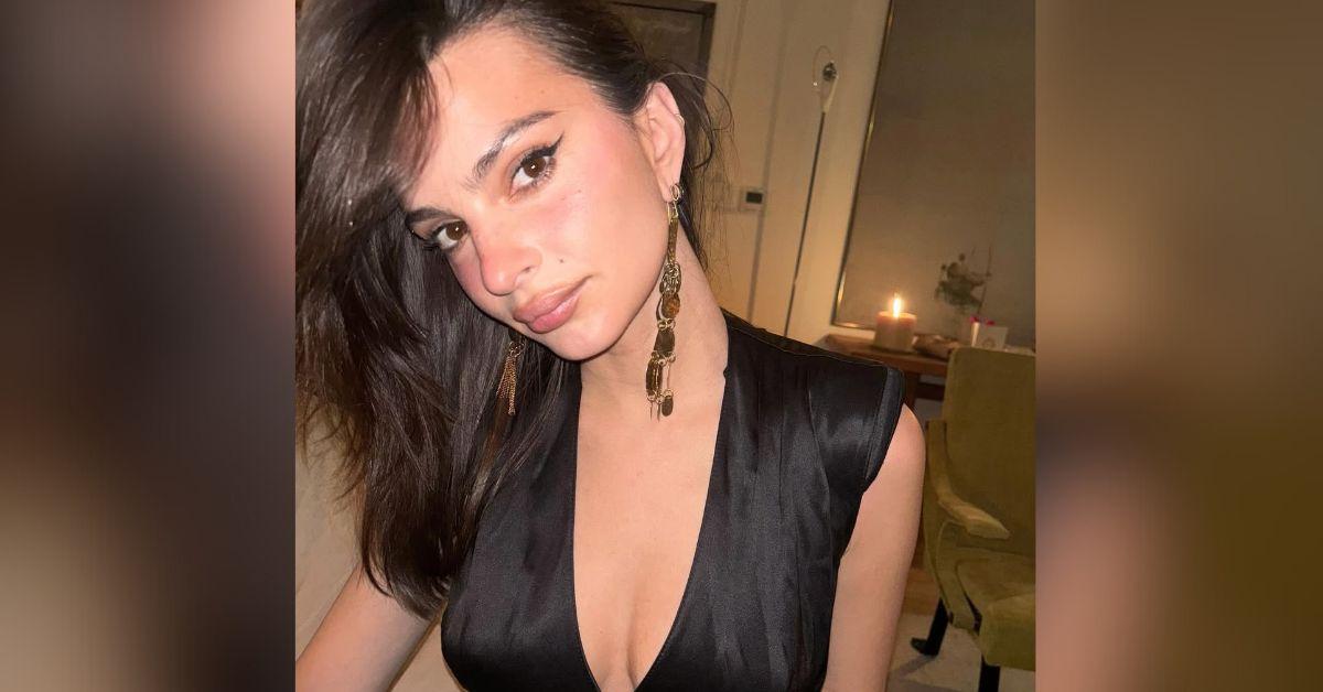 emily ratajkowski christmas sultry vibe