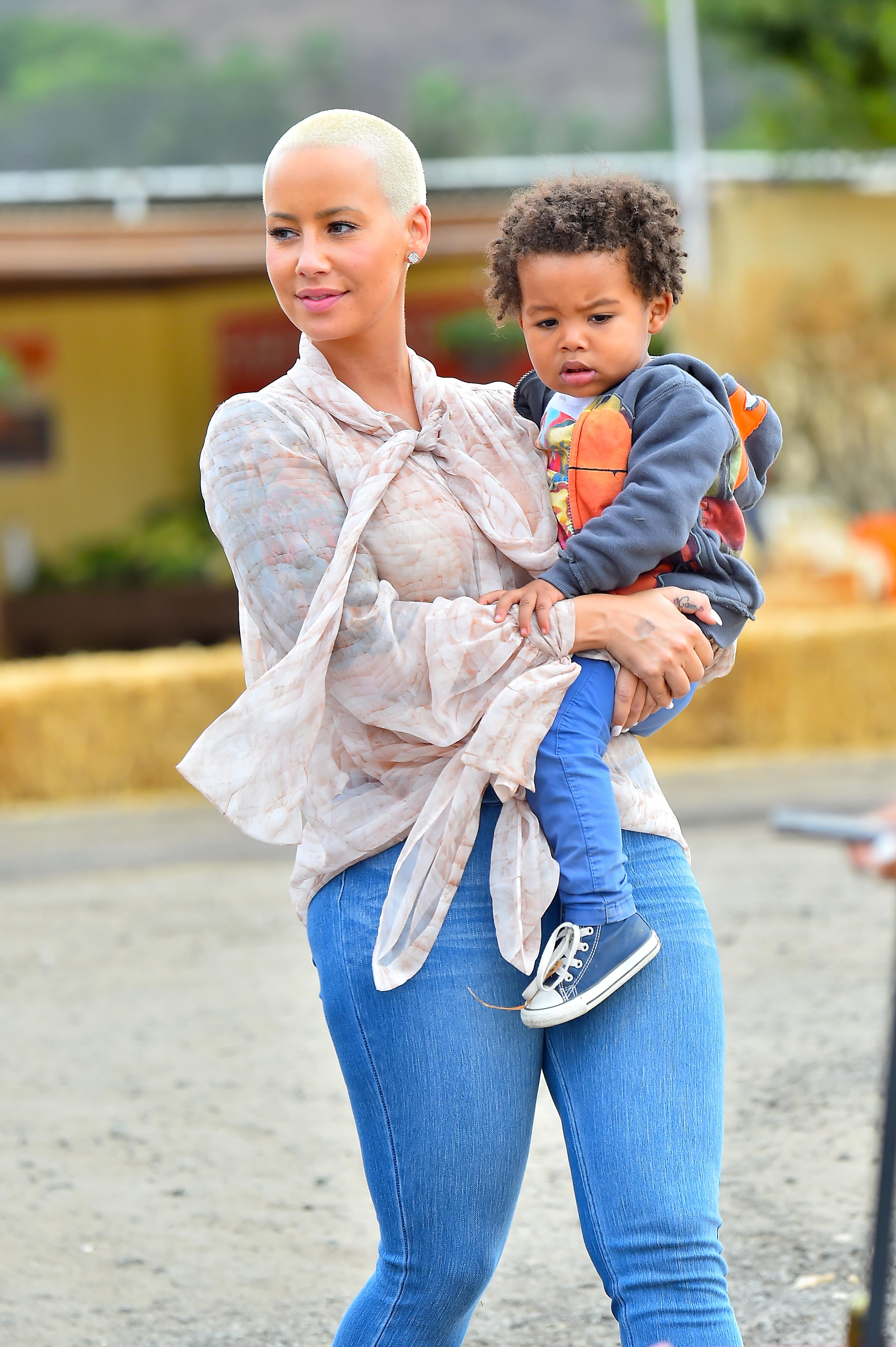 Amber Rose heads to a Pumpkin Patch with her little son Sebastian Thomaz