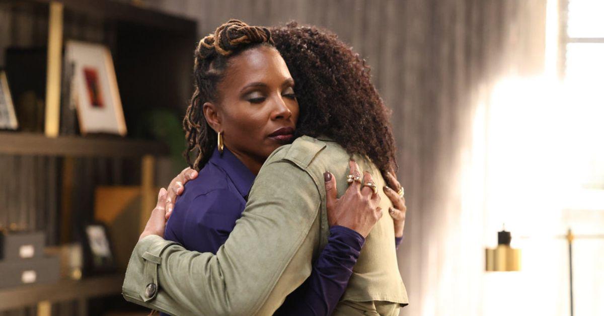 Photo of Shanola Hampton