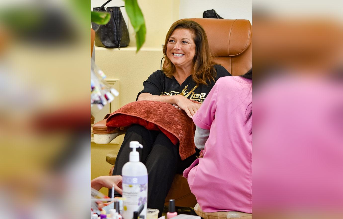 Abby lee miller wheelchair chemo cancer 04