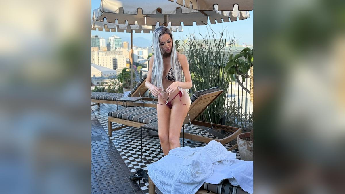 image of Sophia’s fashion choices have sparked backlash online.