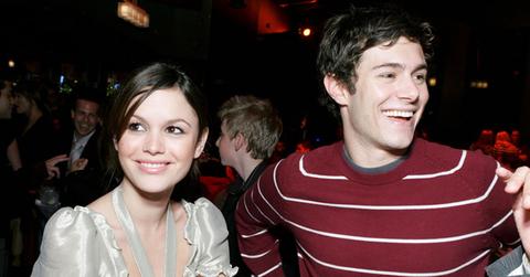 Rachel-Bilson-Adam-Brody-Reunion-PP