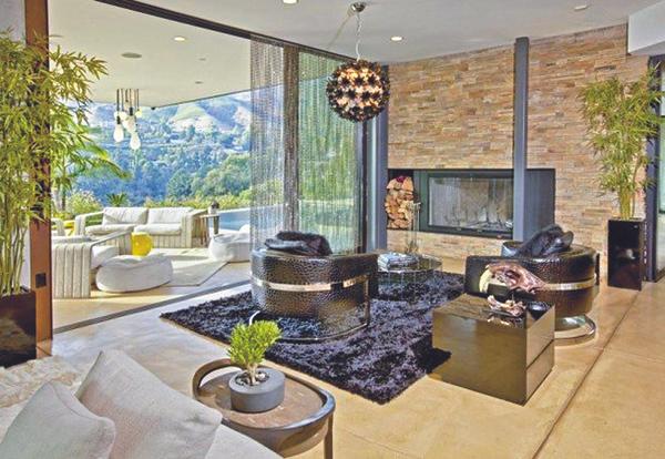 Ashton Kutcher Living Room