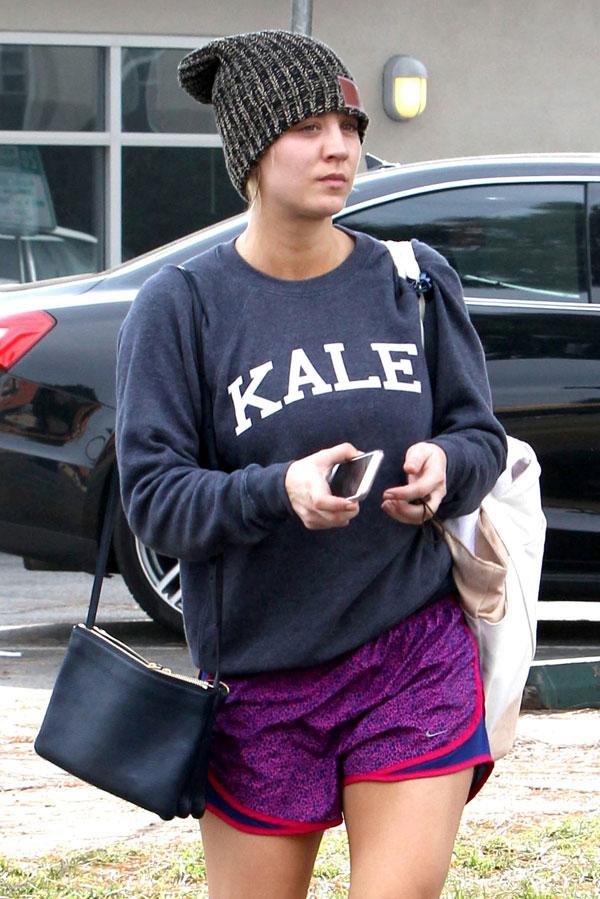 Kaley cuoco makeup free new boyfriend 01