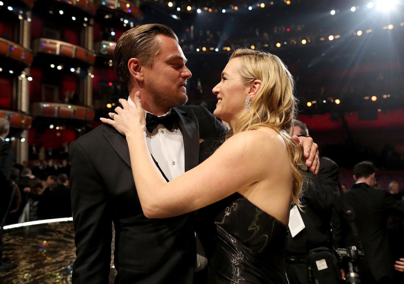 Kate Winslet Leonardo DiCaprio Very Close 03