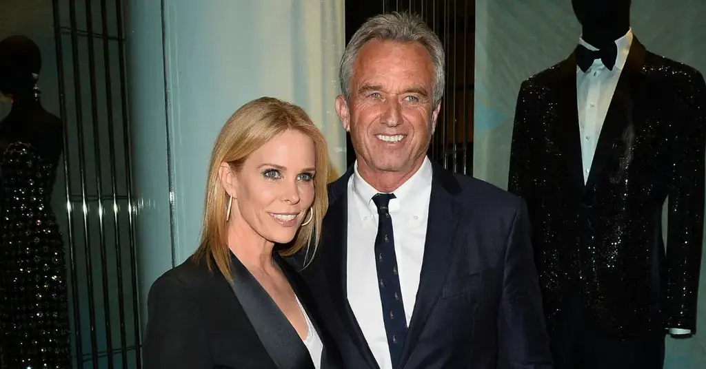 Photo of Cheryl Hines and Robert F. Kennedy Jr.