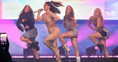 Jennifer Lopez sure knows how to make a crowd dance.