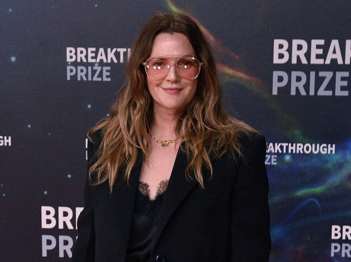 drew barrymore criticized avoiding writers strike backlash new episode talk show