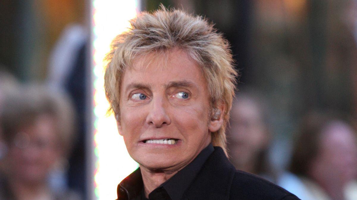 Image of 'I was in ICU for seven days,' Barry Manilow recalled.