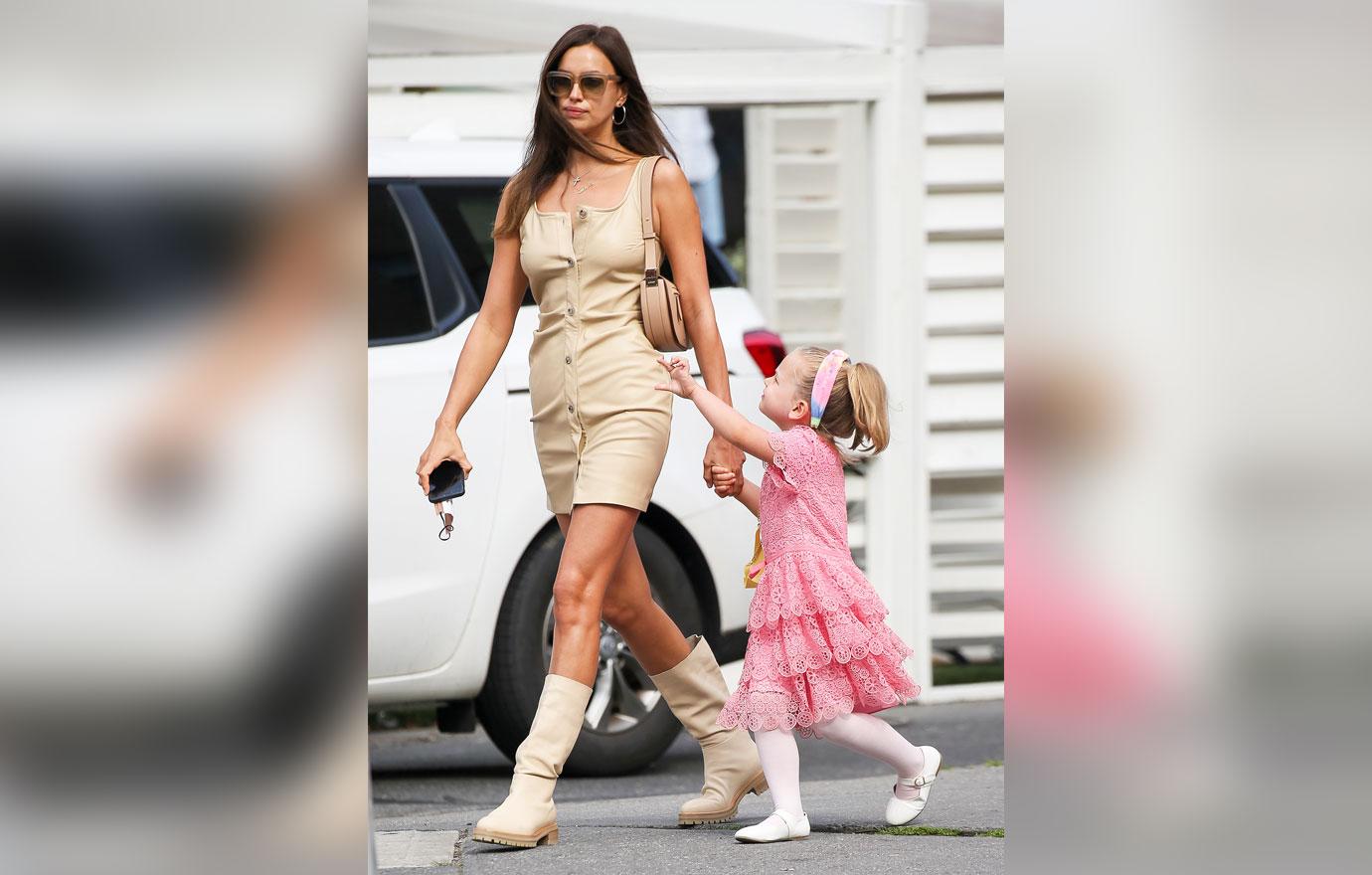 irina shayk and her daughter lea cooper are seen walking home in nyc