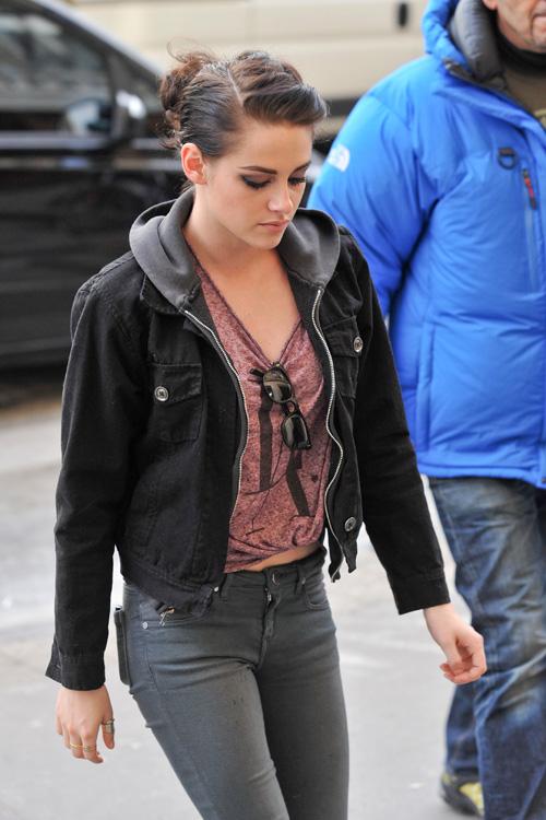 Kristen stewart jan31 476_ _1.jpg