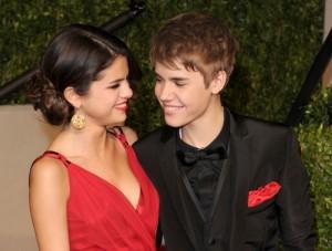 2011__02__Bieber_Selena_Feb28_96477m 300&#215;227.jpg