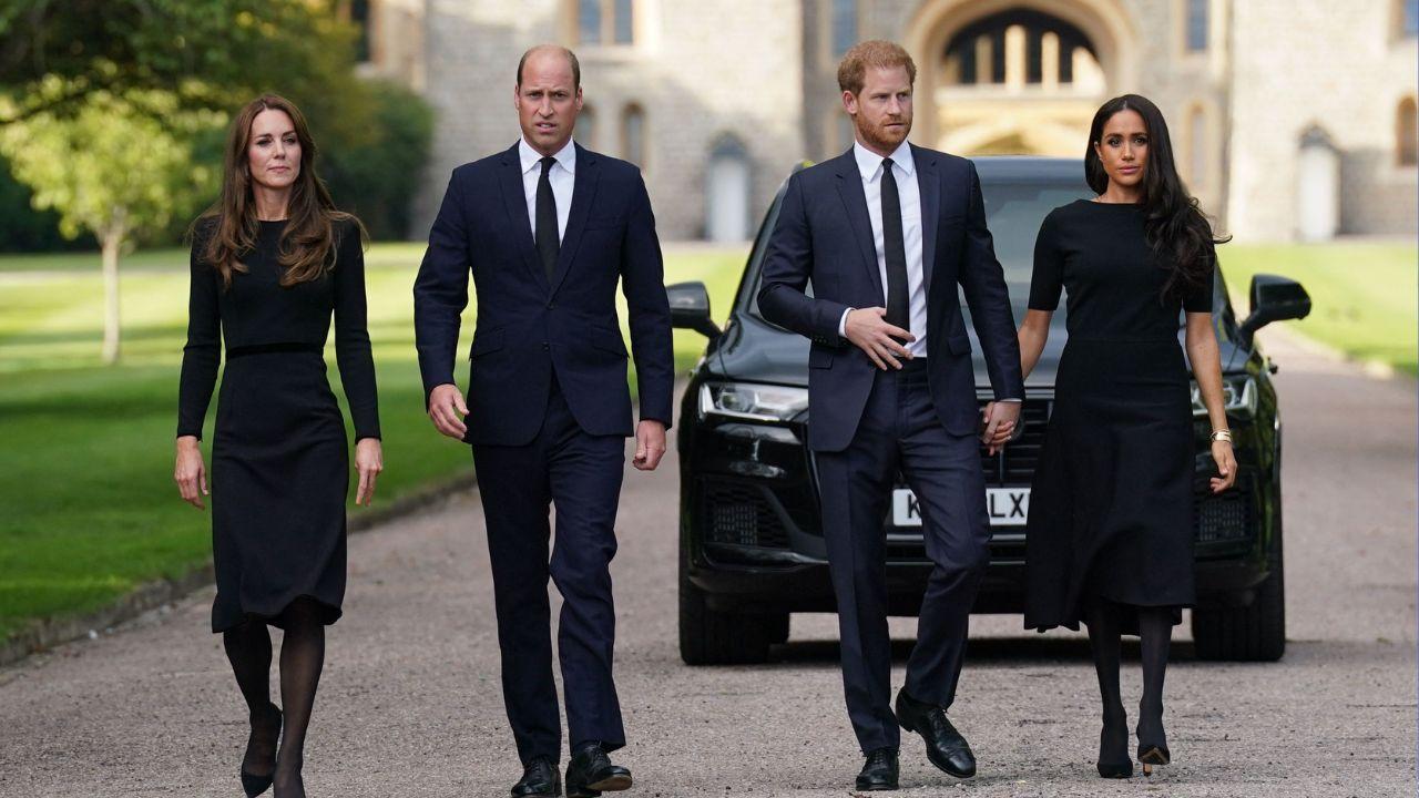 image of royal family