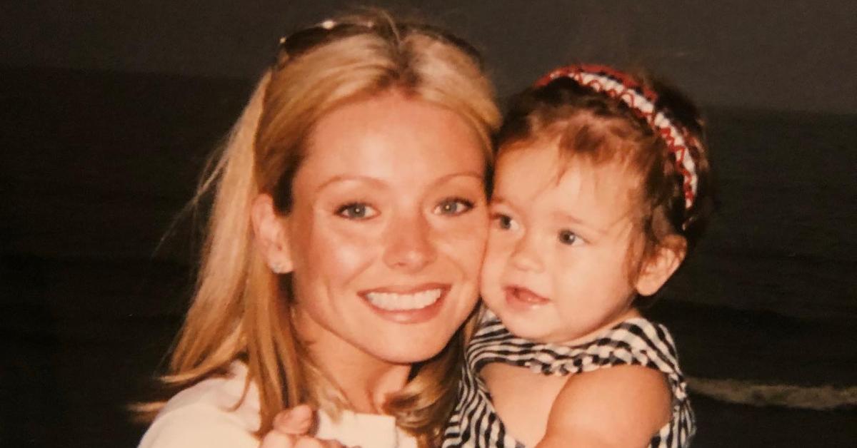kelly ripa details mom showers raising mark consuelos kids live