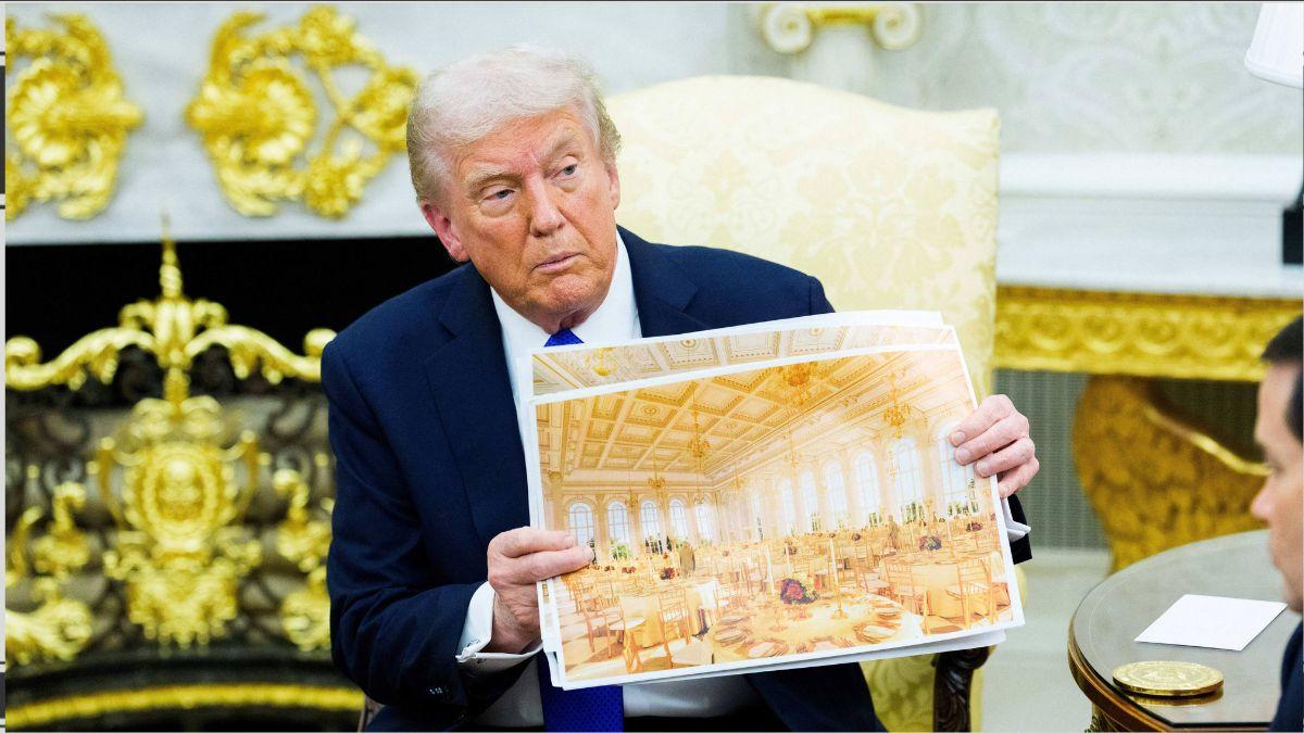 Image of Trump showing his ballroom