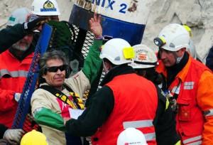 2010__10__chilean_miners_oct14 300×204.jpg