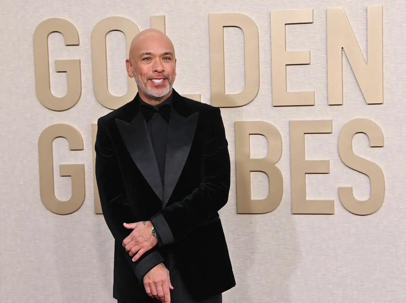 jo koy hurt taylor swift golden globes backlash supporting