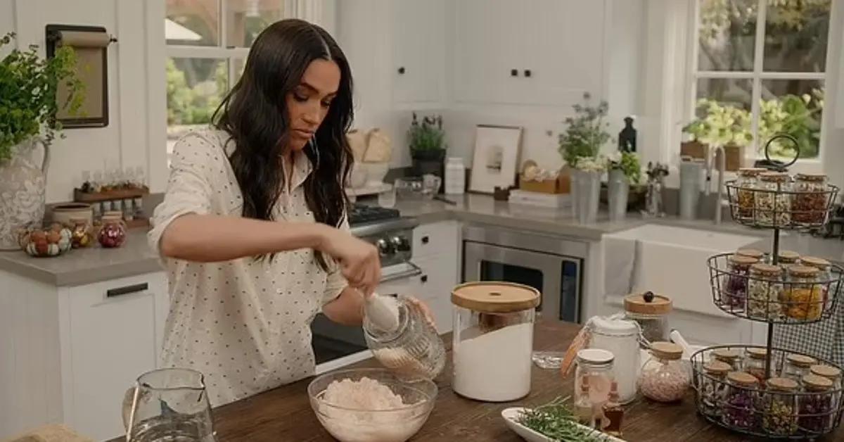 Meghan Markle Threatened With $10 Million Lawsuit Over DIY Bath Salts
