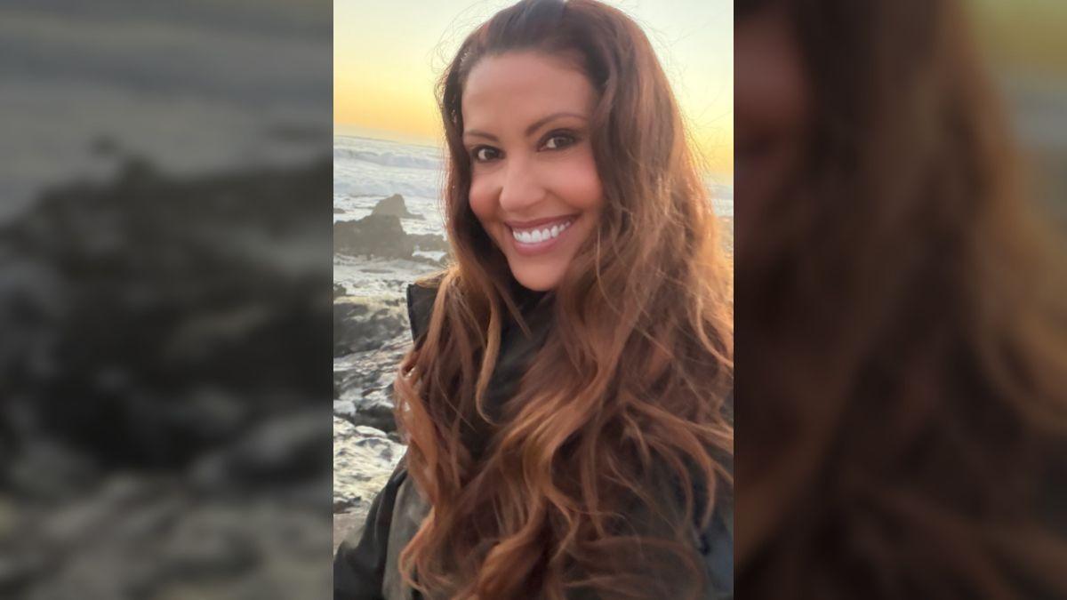Photo of Shannon Elizabeth revealed she's 'letting go' of things she should've 'released a long time ago.'