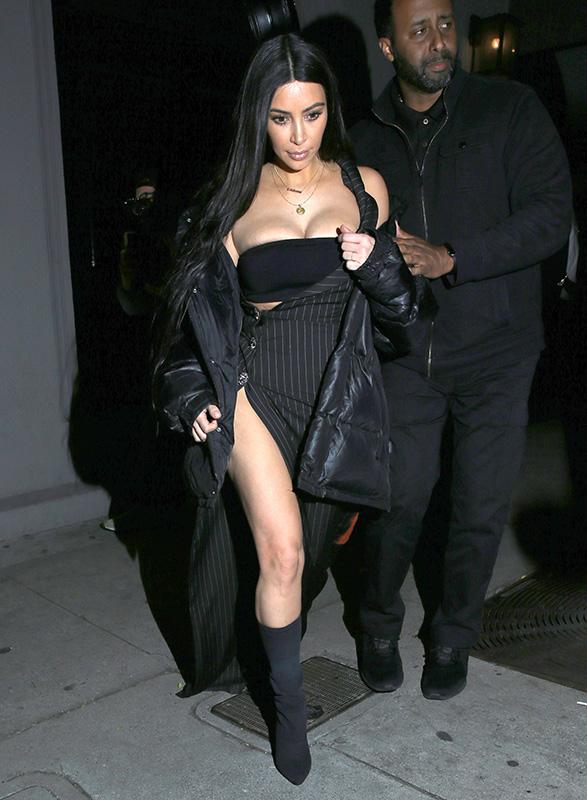 Kim Kardashian Dines Out At Craig&#8217;s