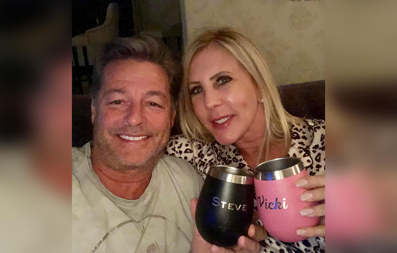 vicki gunvalson dating again after steve lodge split ok