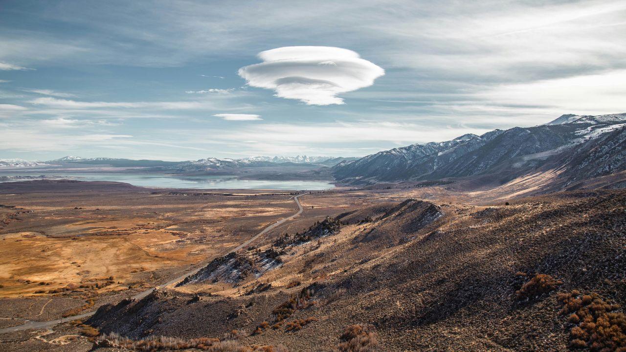 Image of the alleged UFO may have been a lenticular cloud, a natural formation often mistaken for a flying saucer.