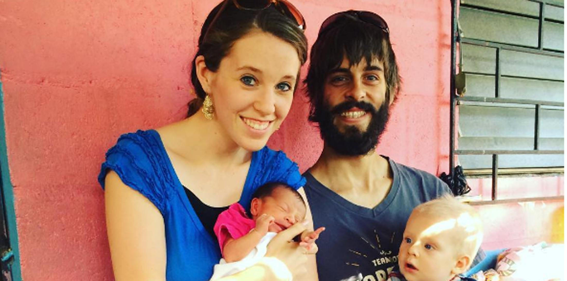 Jill duggar about to have baby number two hero