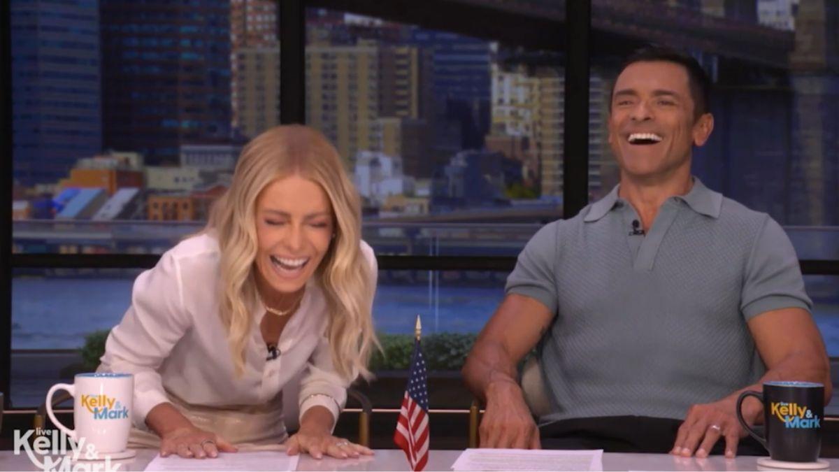 Image of Kelly Ripa recounted a hilarious story about her husband Mark Consuelos on 'Live With Kelly and Mark.'
